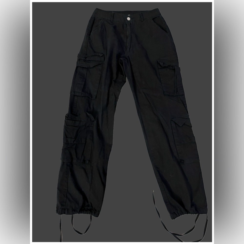 Black cargos